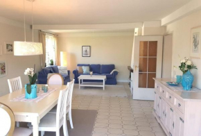Ferienhaus Küste für 6 Personen mit Kamin & Terrasse